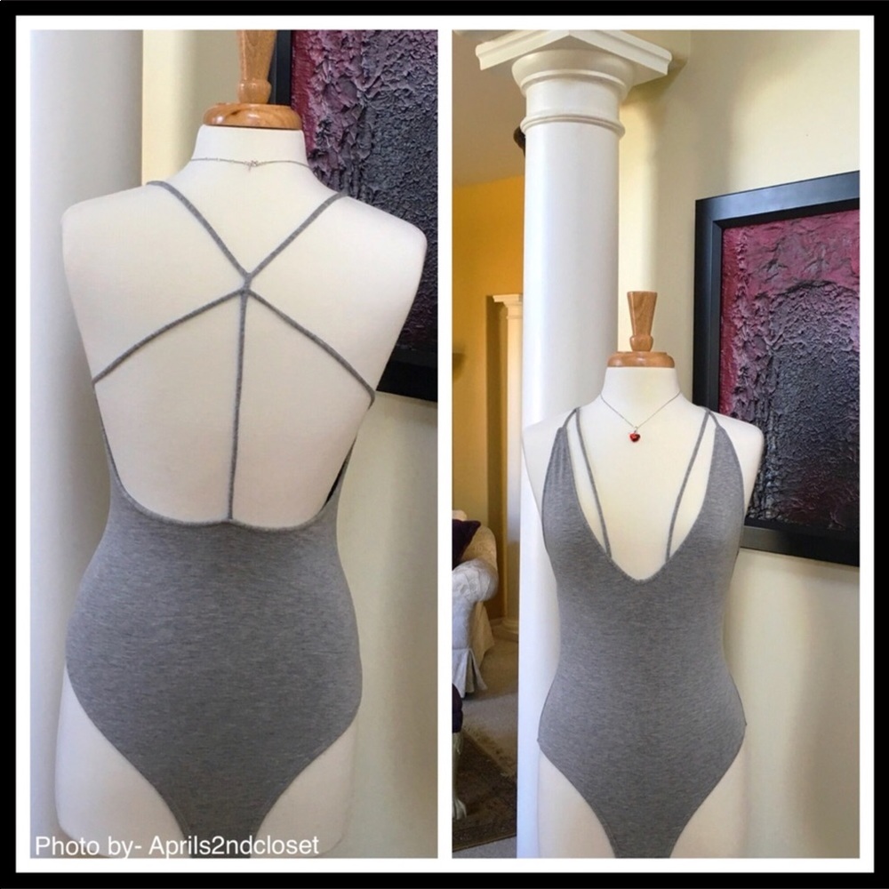 SAM EDELMAN V-NECK STRAPPY KNIT BODYSUIT - Picture 3 of 7